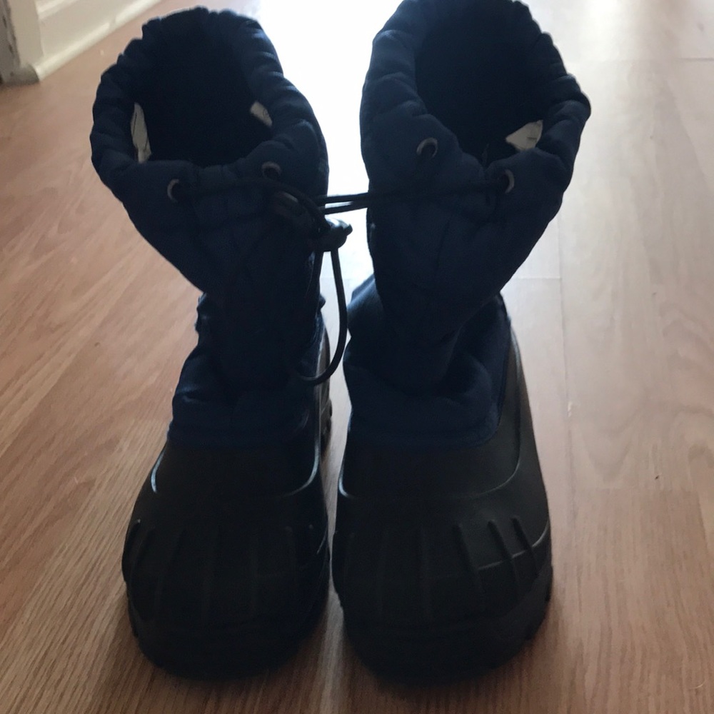 Winter boots for kids