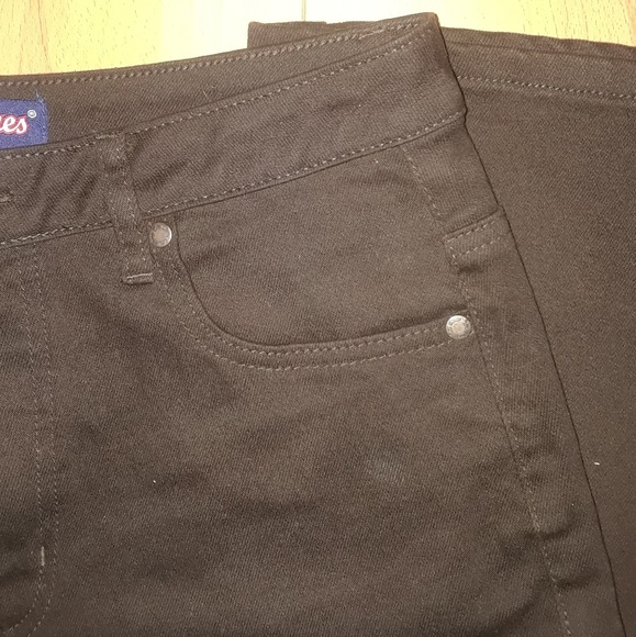 ❌❌SOLD❌❌Brown Stretch Women Jeans Size 8 - Picture 5 of 7