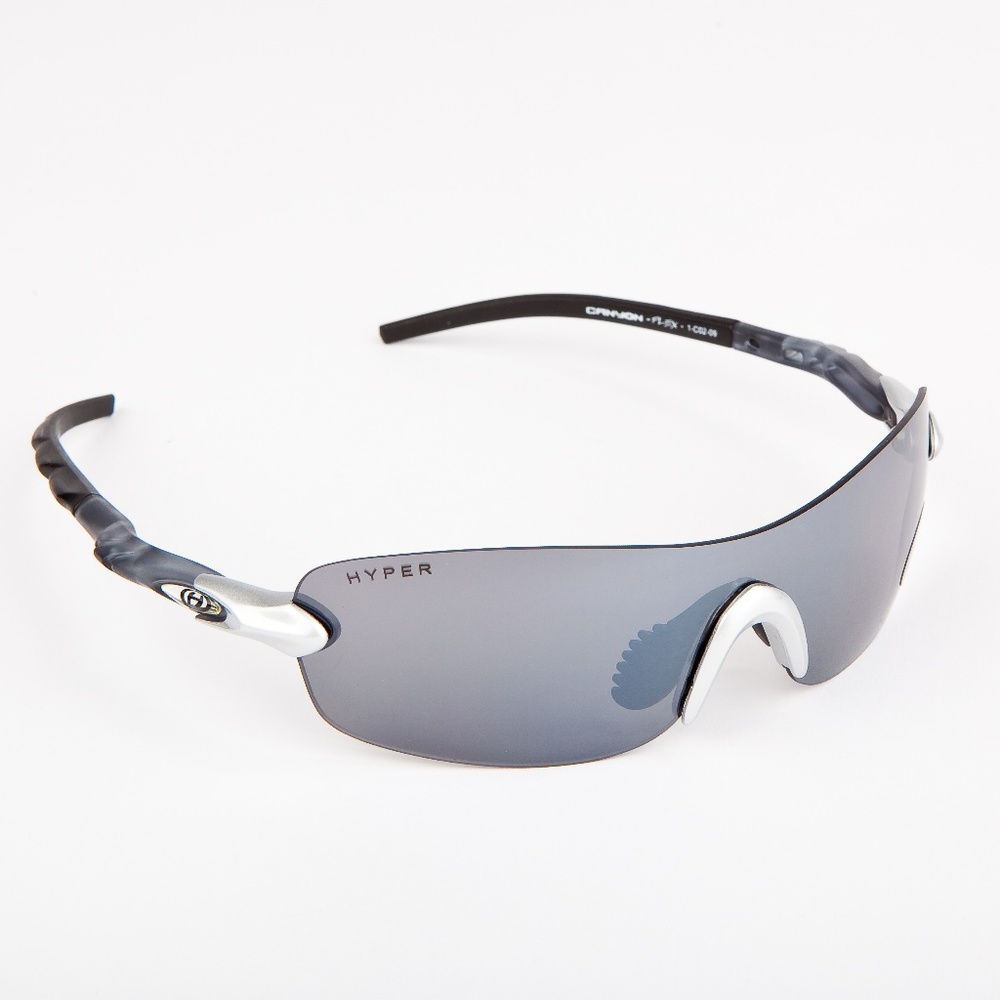 Unisex sports sunglasses in gray lens and silver
