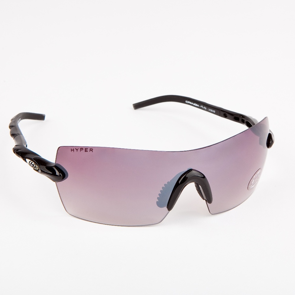 Sports sunglasses in black and tinted lens