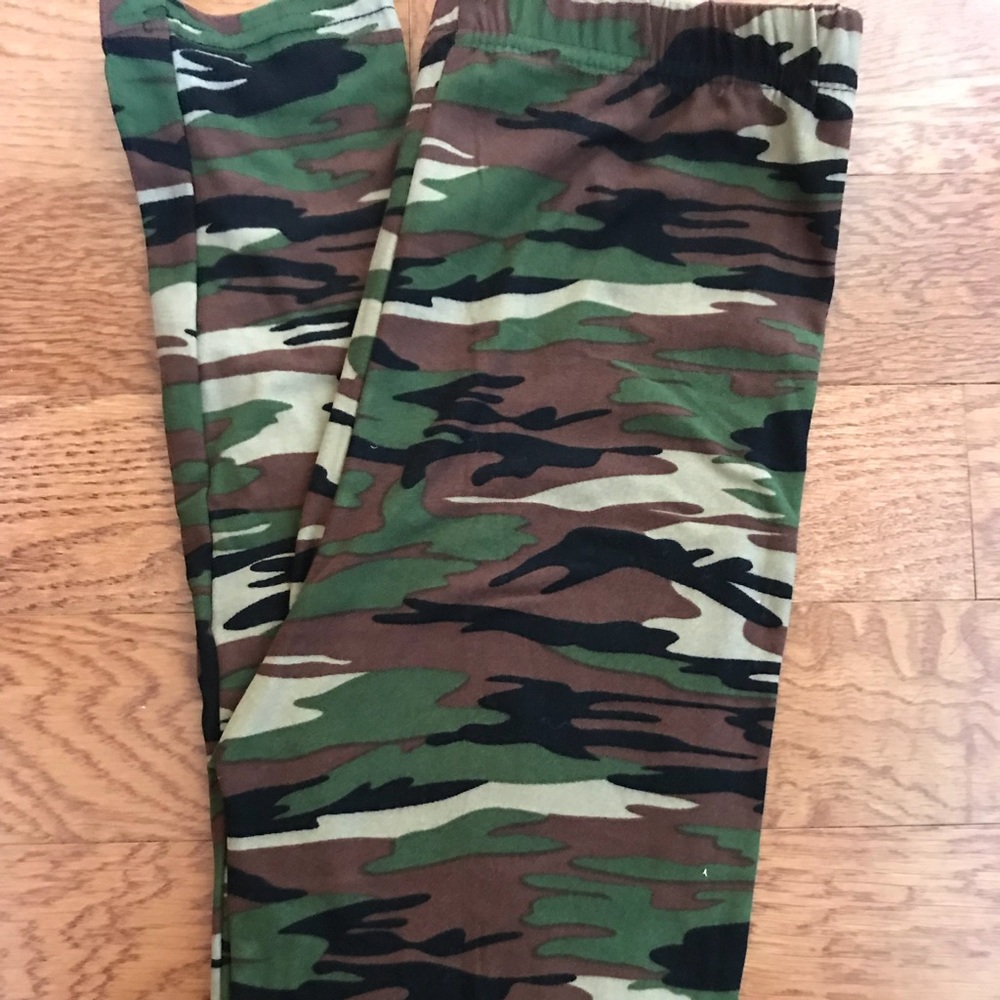 Camo leggings