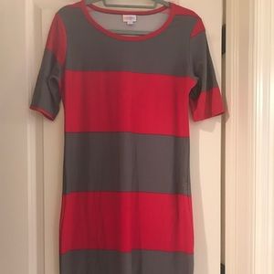 ❤️ SALE- LulaRoe Med Julia dress red and grey