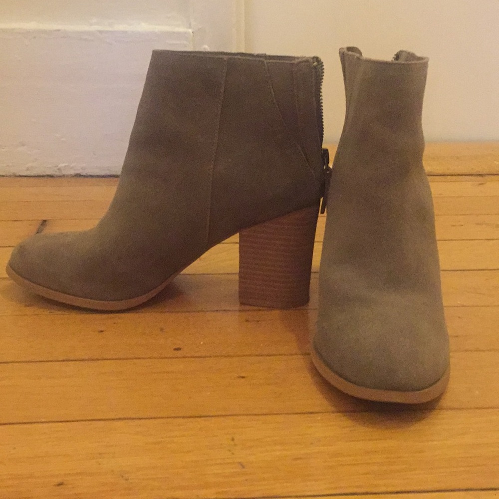 Urban Outfitters Booties