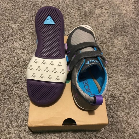 Plae TY Moonbeam Girls Shoes ~ Size 1 ~ NIB - Picture 4 of 6