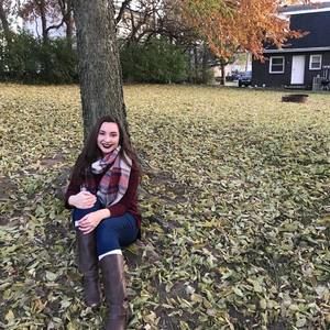 Meet your Posher, Natalie