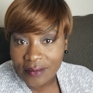 Meet your Posher, Dolores