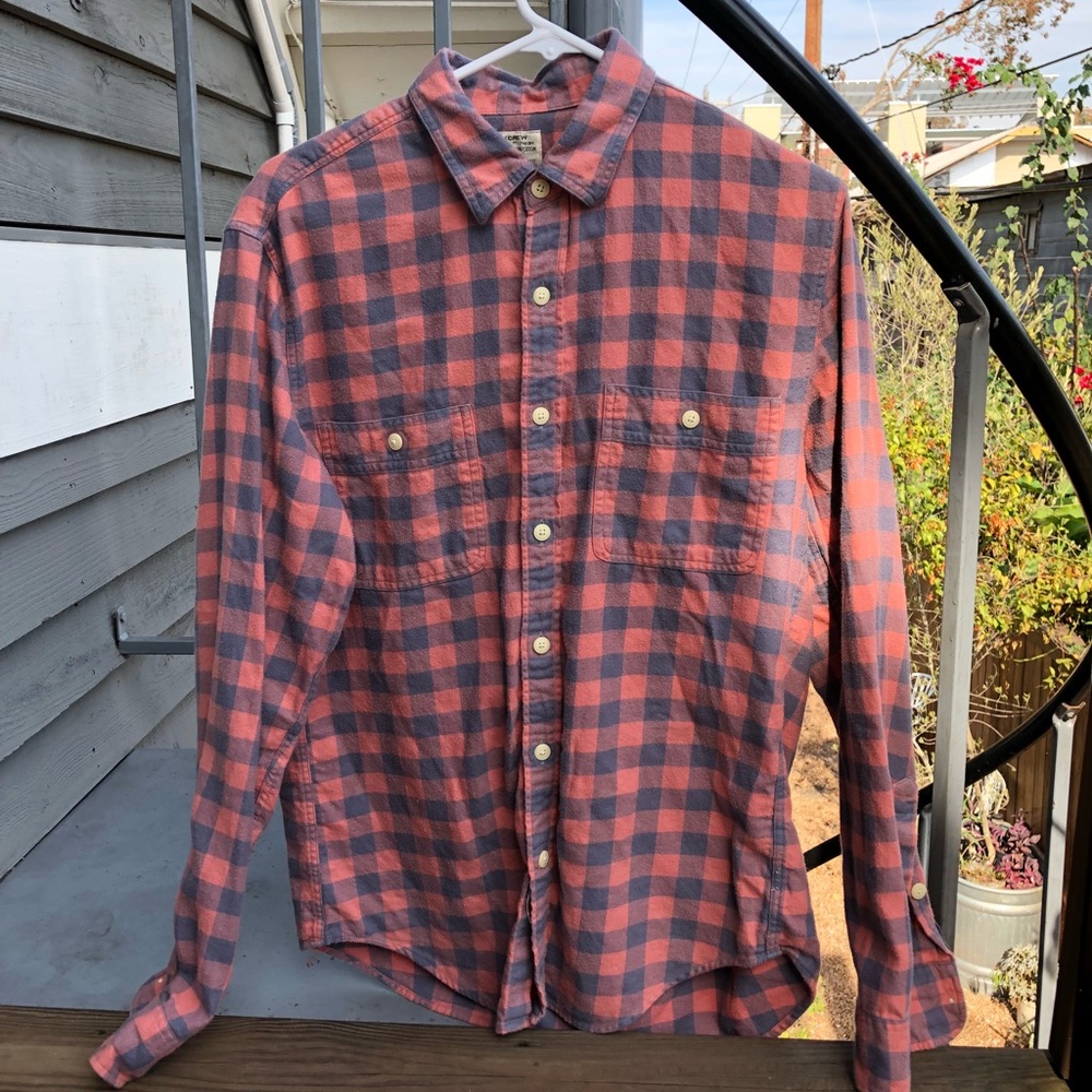 Men’s Medium Slim Fit J. Crew Flannel.