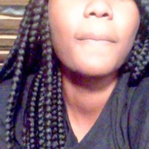 Meet your Posher, Makayla