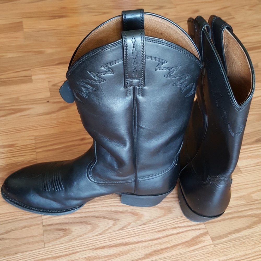 Ariat - Picture 4 of 4