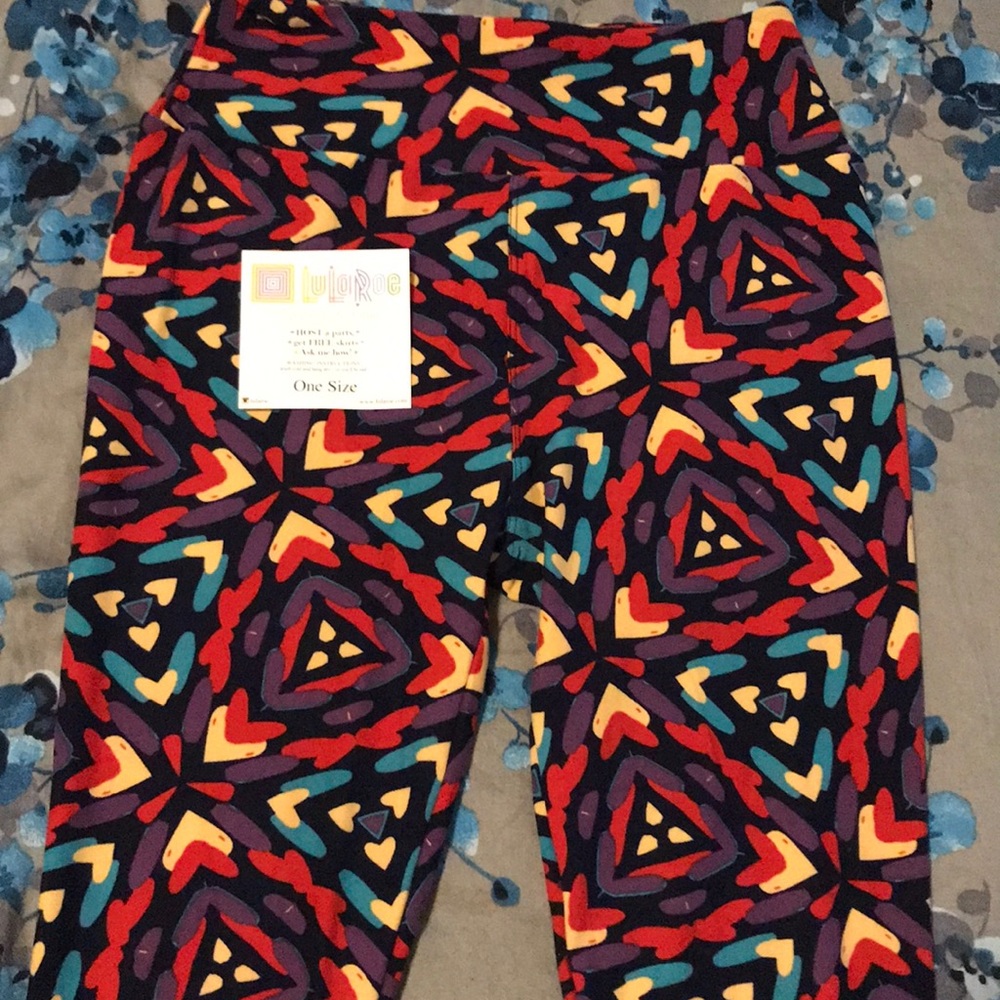 NEW WITH TAGS Lularoe OS Colorful 💕
