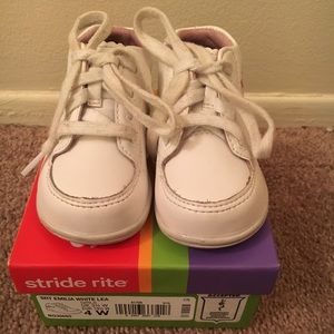 Stride Rite Walking Shoes Emilia