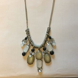 Statement necklace - adjustable