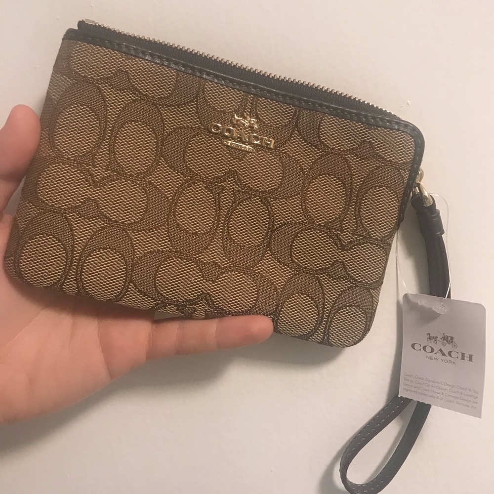 NWT coach wristlet