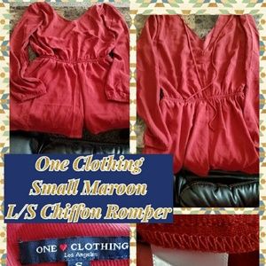 EUC S L/s Chiffon Maroon Romper w/pockets