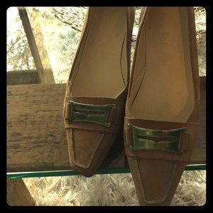 Tods heeled driving shoes