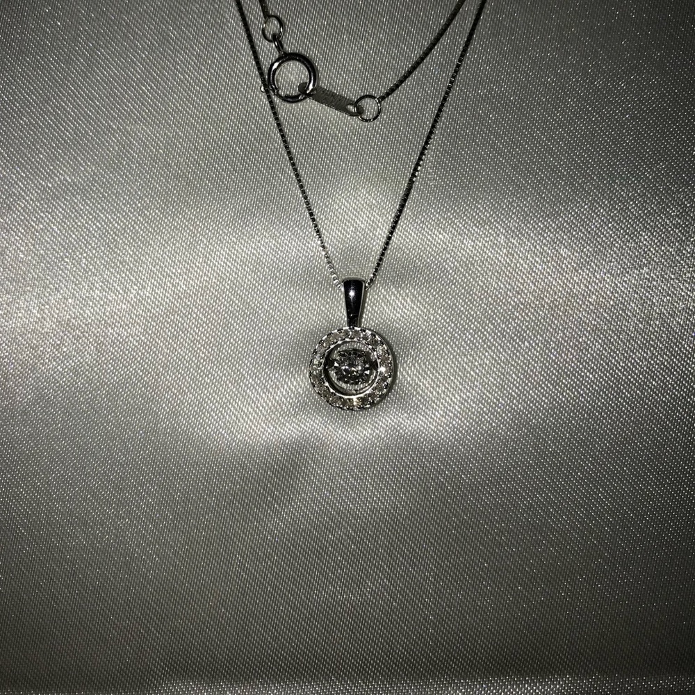 10 WG DIAMOND NECKLACE