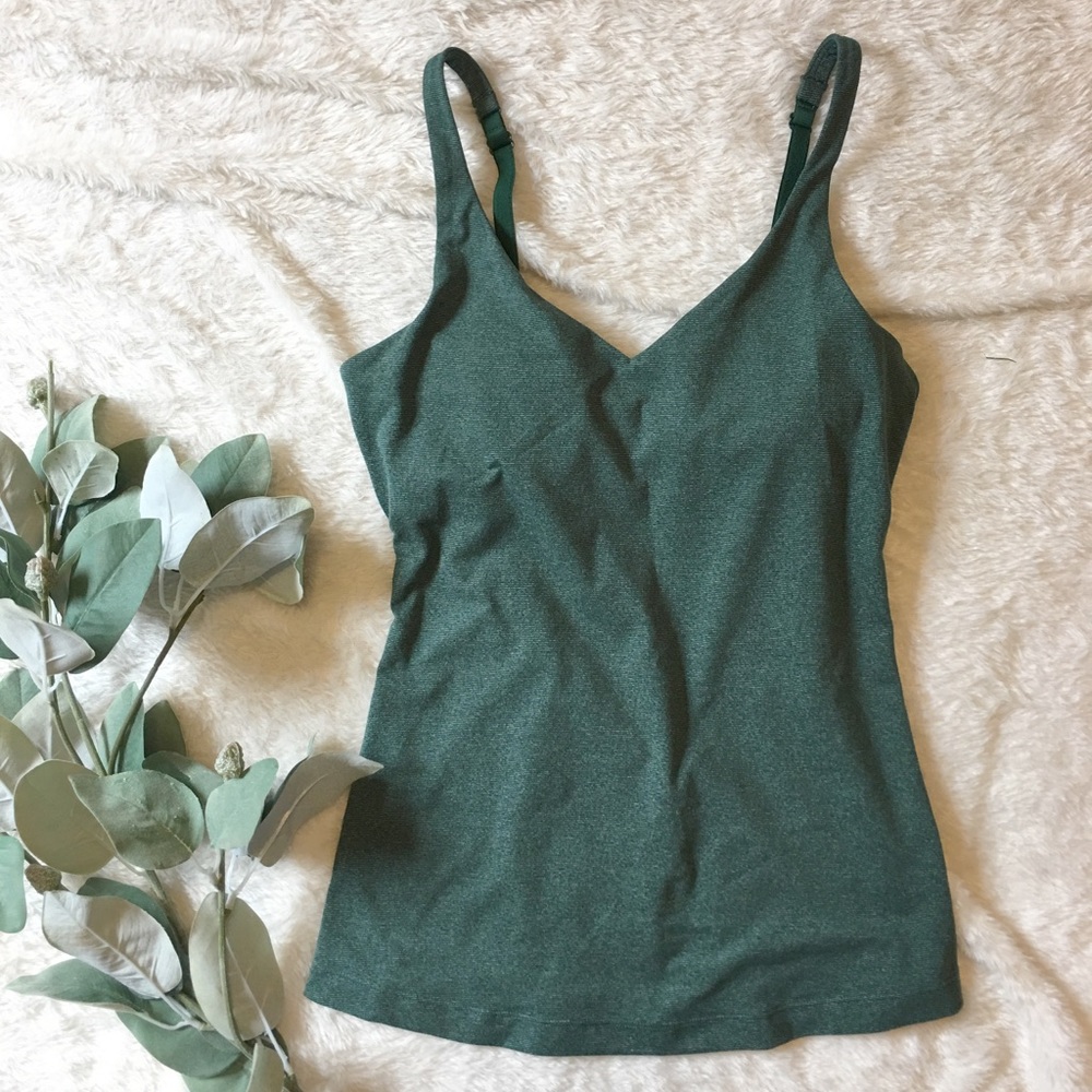 Under Armour tank