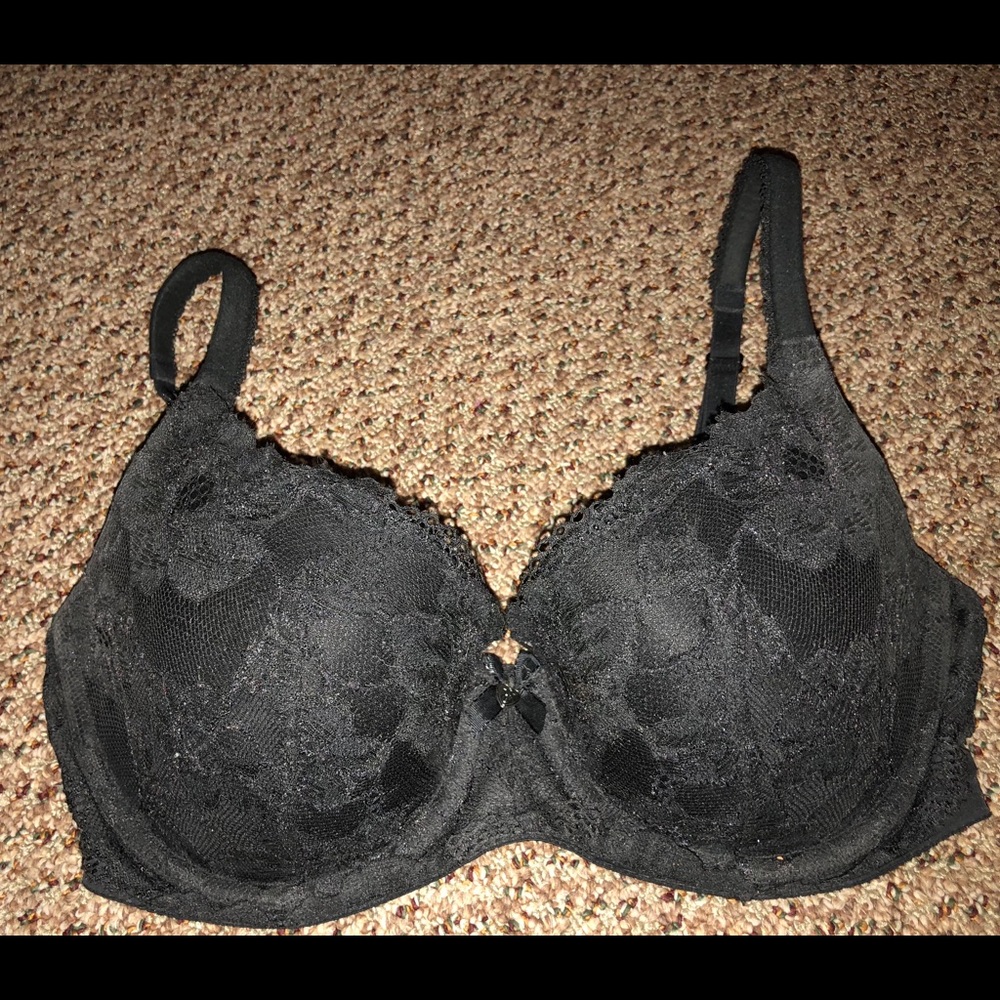 Victoria’s Secret Body by Victoria Bra