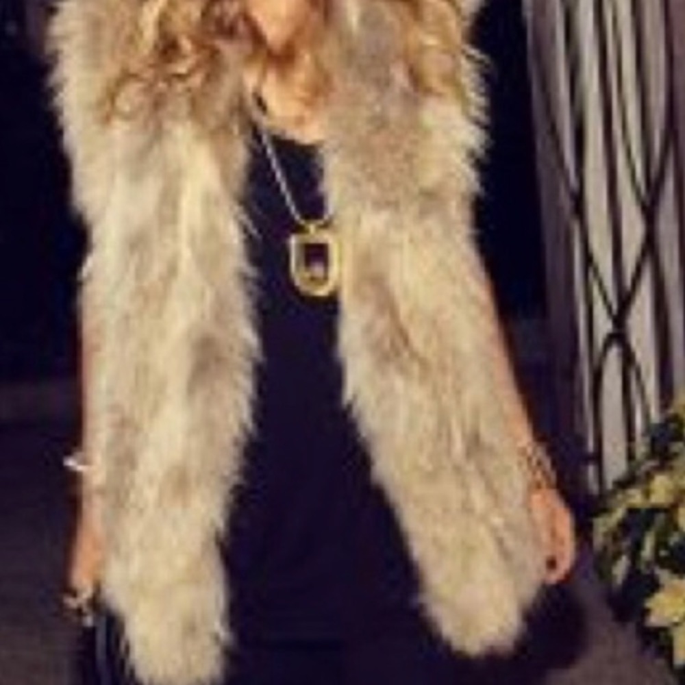 MERONA FAUX FUR LONG