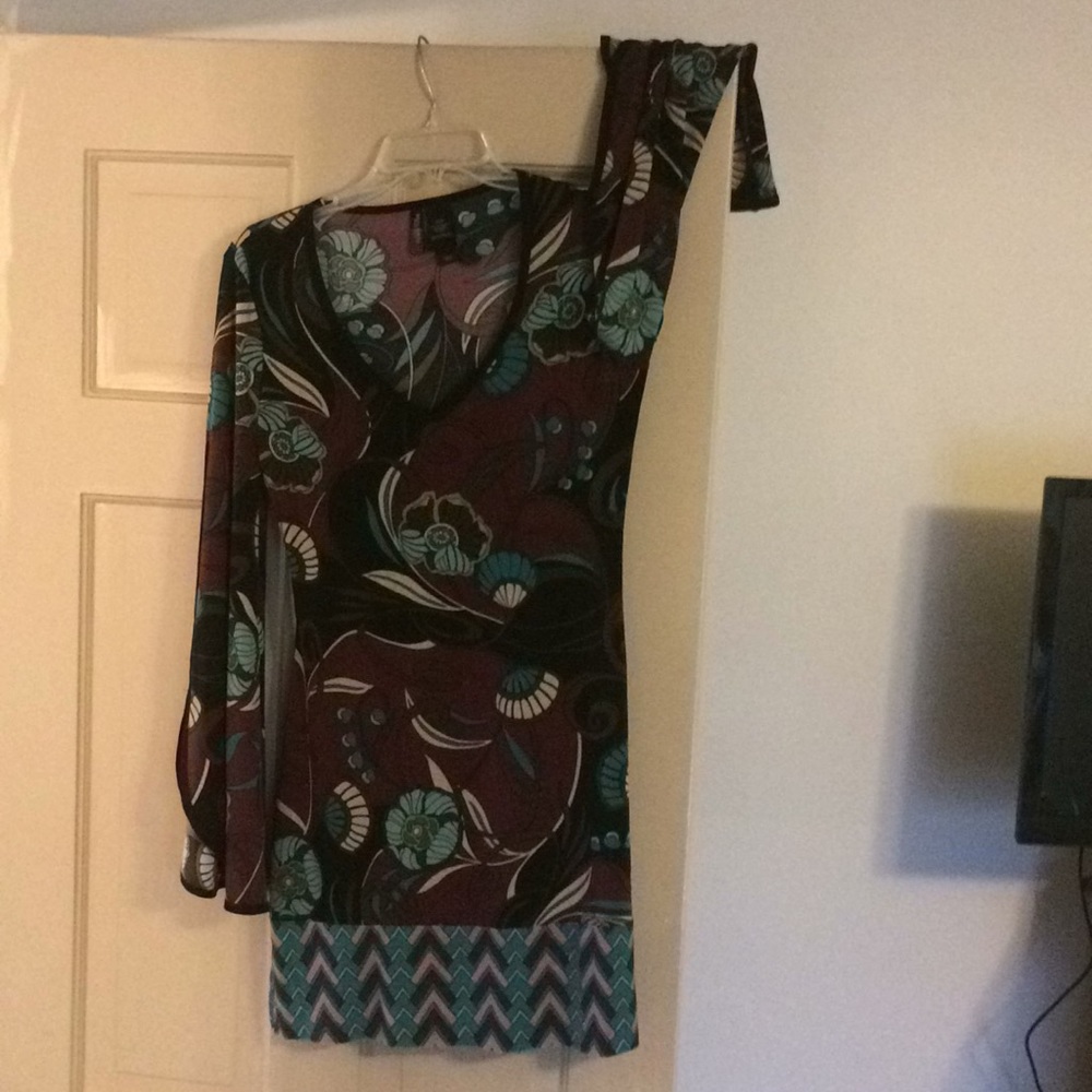 70’s style dress- perfect for the party