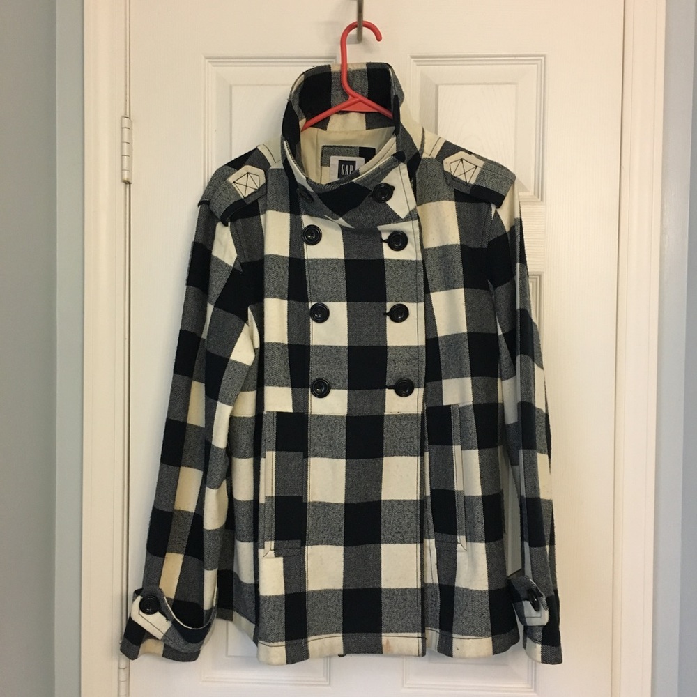 GAP white buffalo plaid jacket