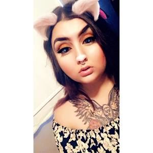 Meet your Posher, Nina