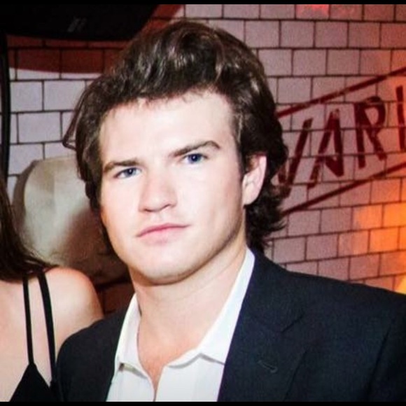 Meet your Posher, Robert - Picture 1 of 1
