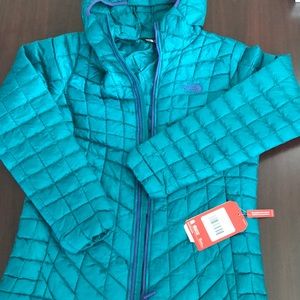Northface thermoball hoodie, size medium