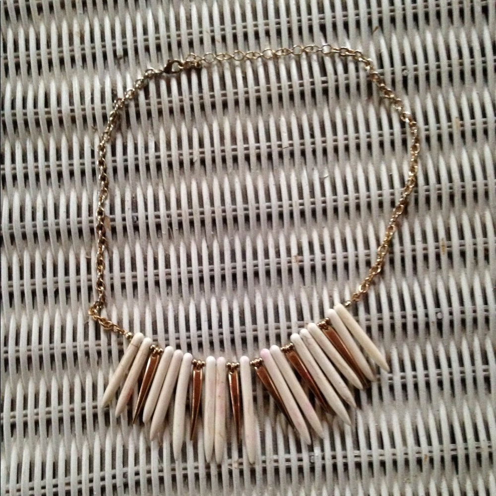 Tribal necklace