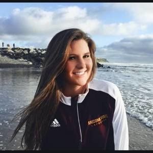 Meet your Posher, Alexis