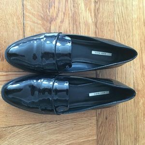 Black Zara patent flats