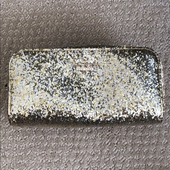 kate spade Handbags - Kate spade Glitter pouch NWOT