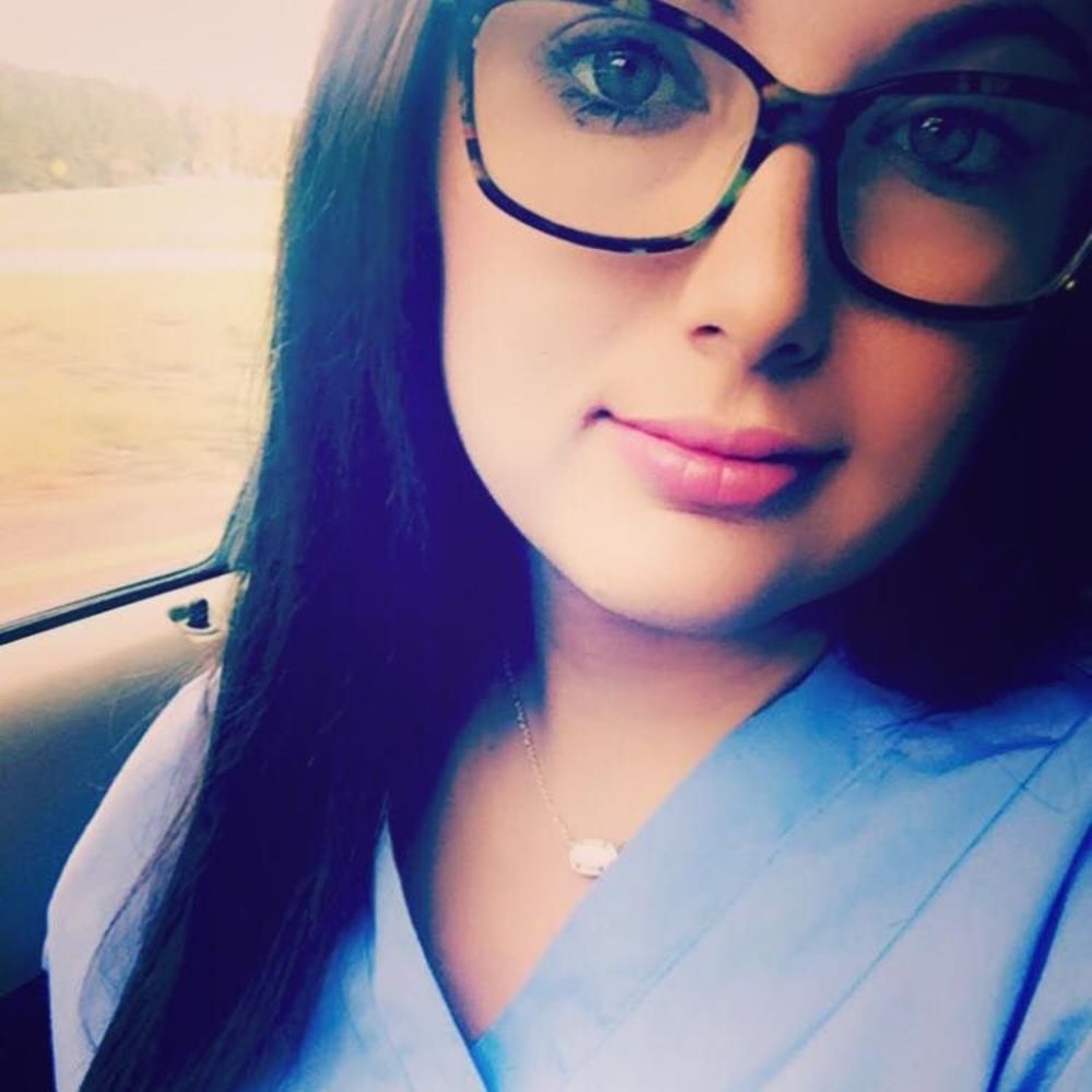 Meet your Posher, April