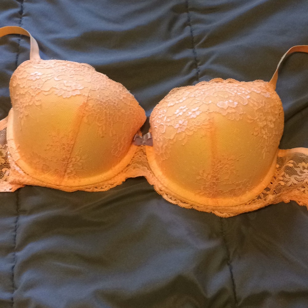 Mango lace bra