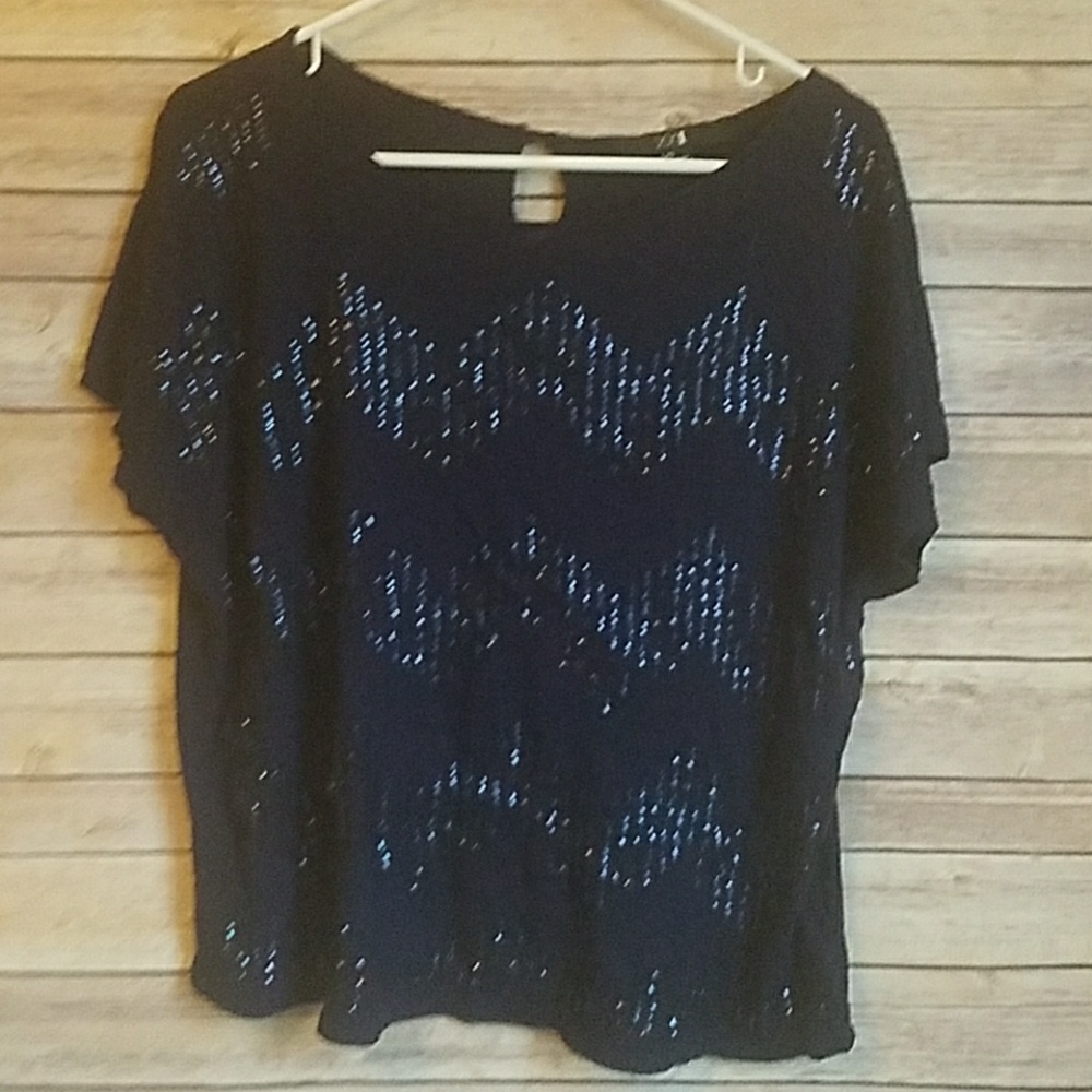 🔴Forever 21 blue shirt with sequin chevron