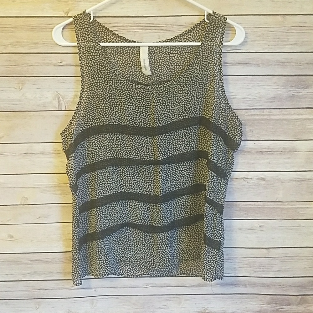 🔴Cute sheer tank top