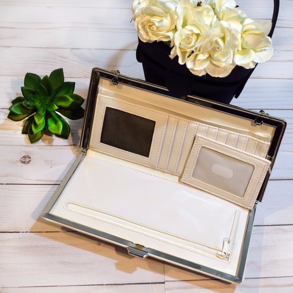 White House Black Market Handbags - Nice White Black White Wallet Clutch Wallet