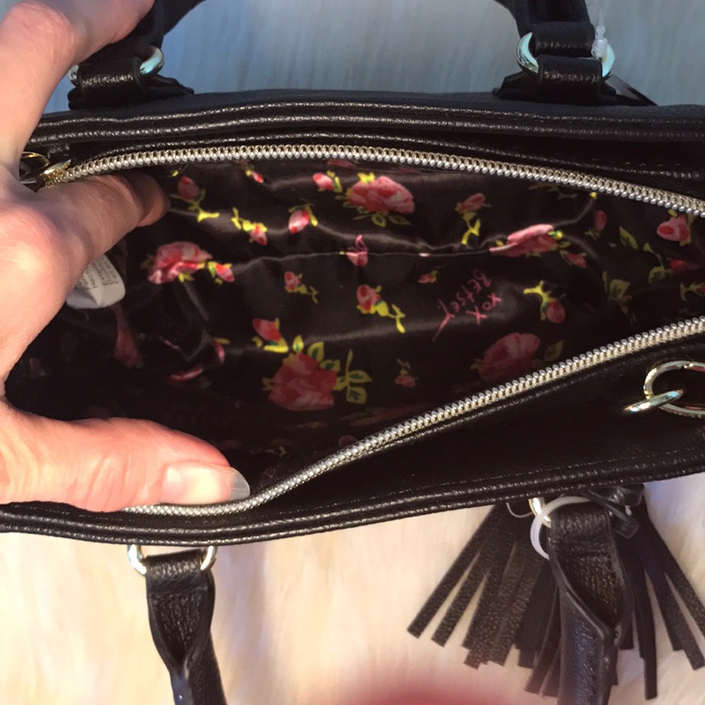 NWT!  Betsey Johnson Mini Crossbody bag - Picture 3 of 5
