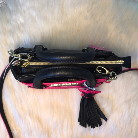 NWT! Betsey Johnson Mini Crossbody bag - Picture 2 of 5