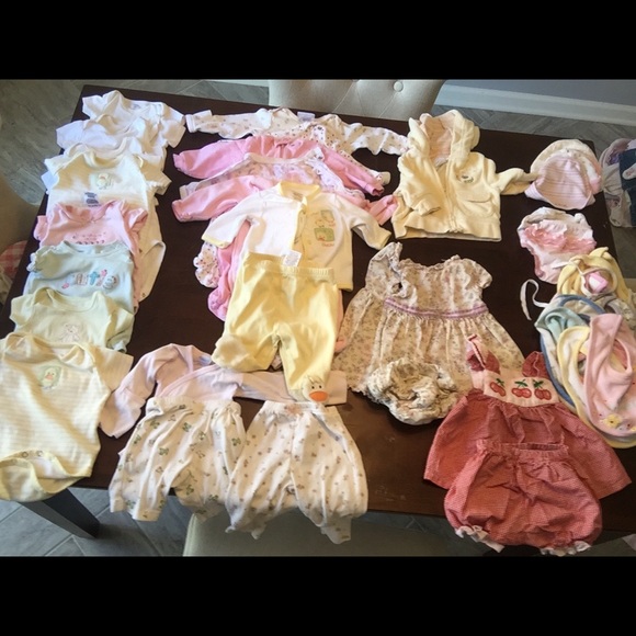 Baby Girl Clothing Newborn Size - Picture 1 of 1