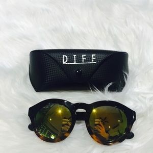 DIFF mirrored sunglasses
