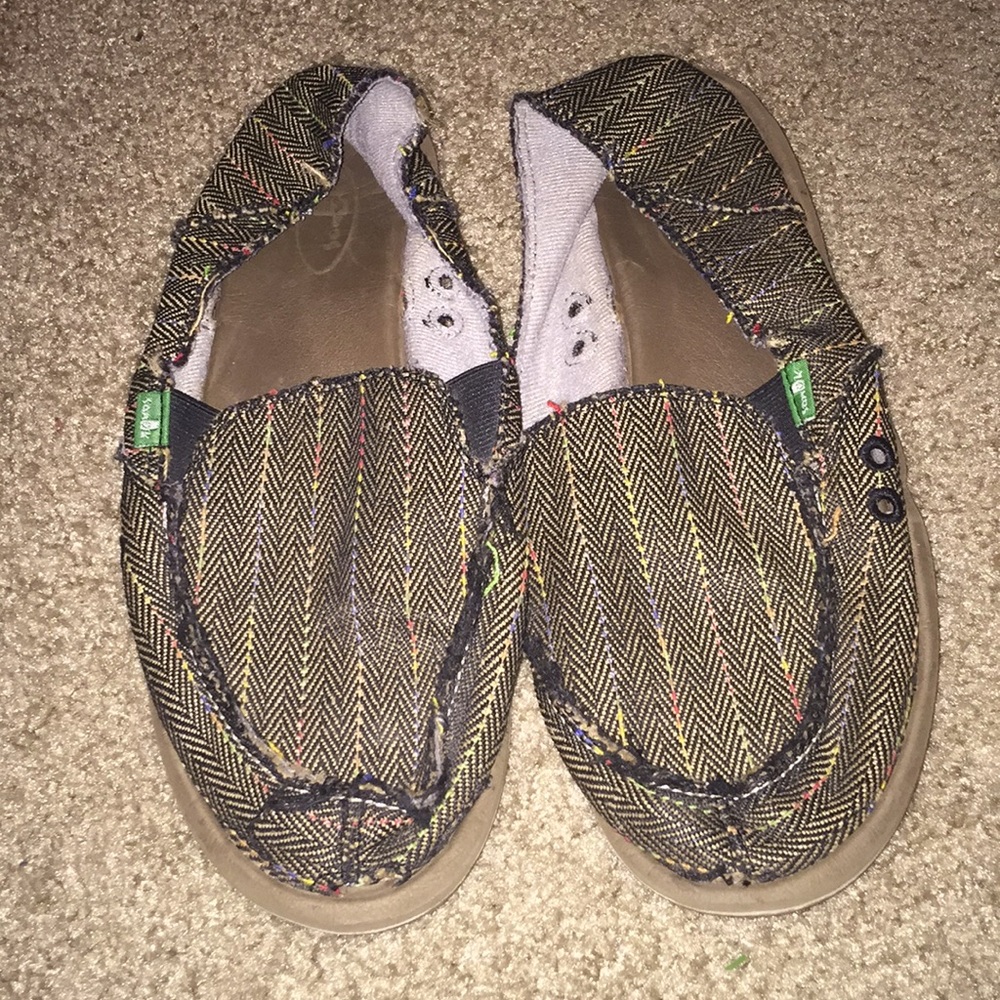 Sanuks