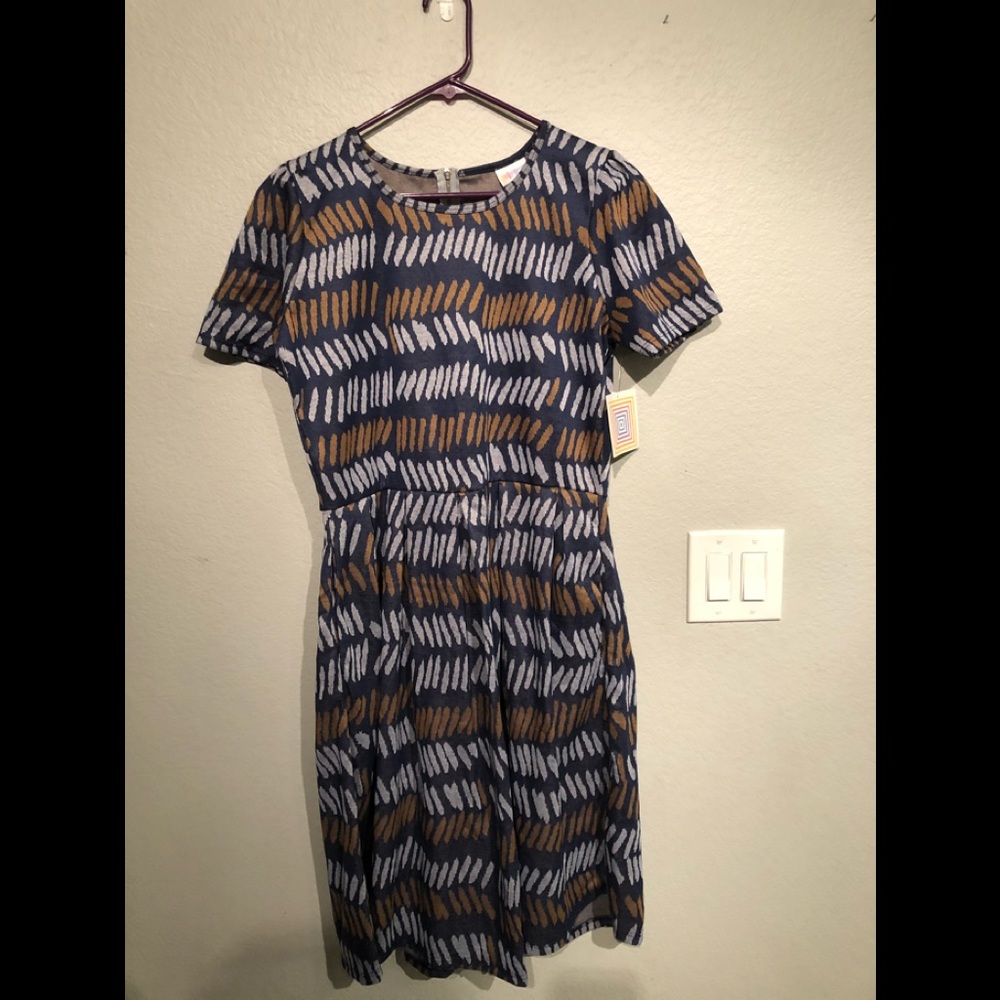 LuLaRoe Amelia