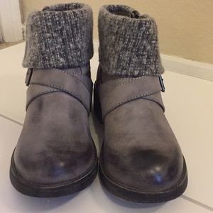Adorable Gray and Black Sweater Boots with Buckles