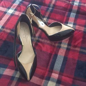 Two tone patten leather shoes