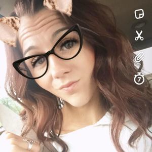 Meet your Posher, Allyson
