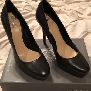 Vince Camuto black heels!! Size 10!Holiday perfect