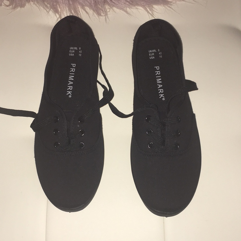 Black ked like sneakers