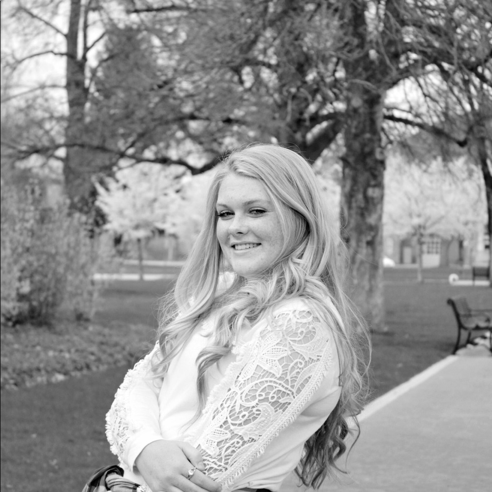 Meet your Posher, Alyssa