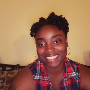 Meet your Posher, Jasmine